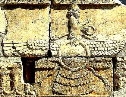 Fresque antique du dieu Ahura-Mazda